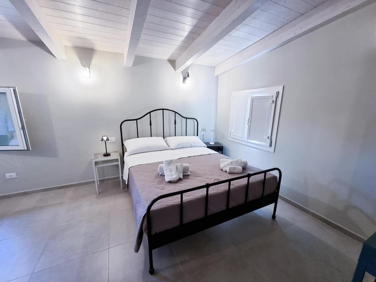 Bed and Breakfast Civico 33 Скалея Экстерьер фото
